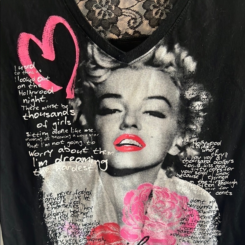 Black Graphic Tee of Marylin Monroe with Pink Accents - Extra large - Picture 2 of 6